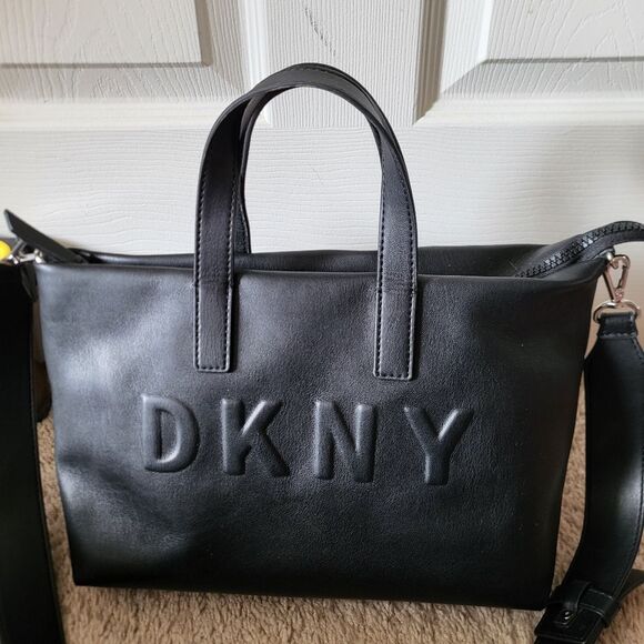 DKNY Tilly LOGO Small Zip Tote Black 12 X 8 - Picture 13 of 13